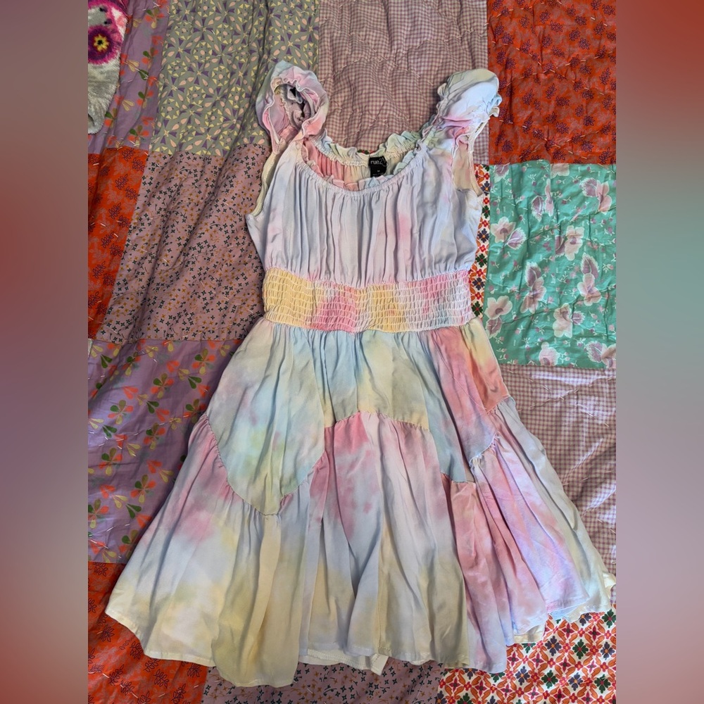 Rue21 Pink Casual Sleeveless Dress with Watercolor Pattern